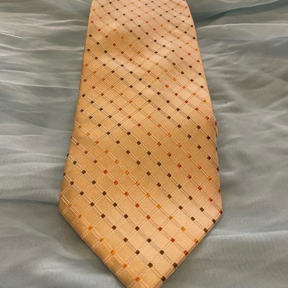 CLAIBORNE MENS 100% SILK TIE - Picture 2 of 3